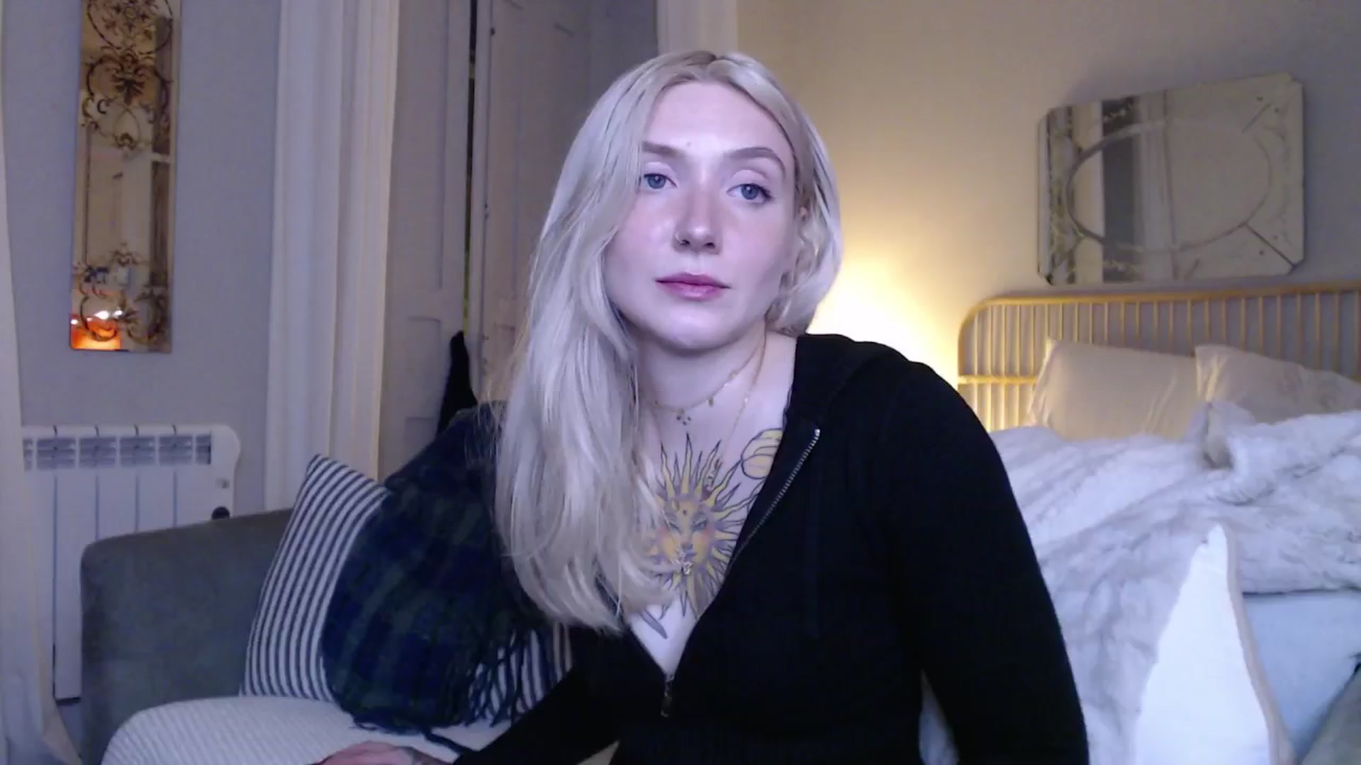 Gallery image thumbnail from Tattoo_bbgirl's myfreecams stream on, 12/17/2024, 18:33 image 6 of 20
