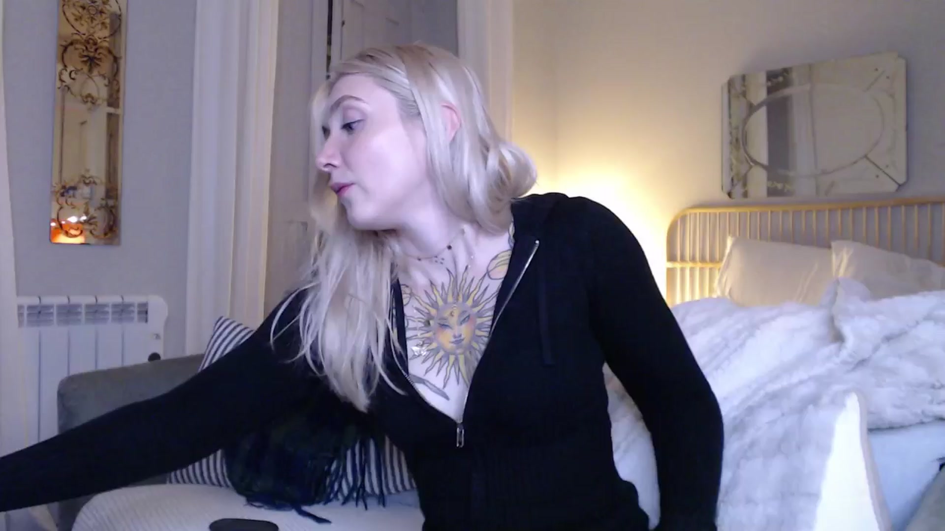 Gallery image thumbnail from Tattoo_bbgirl's myfreecams stream on, 12/17/2024, 18:33 image 13 of 20