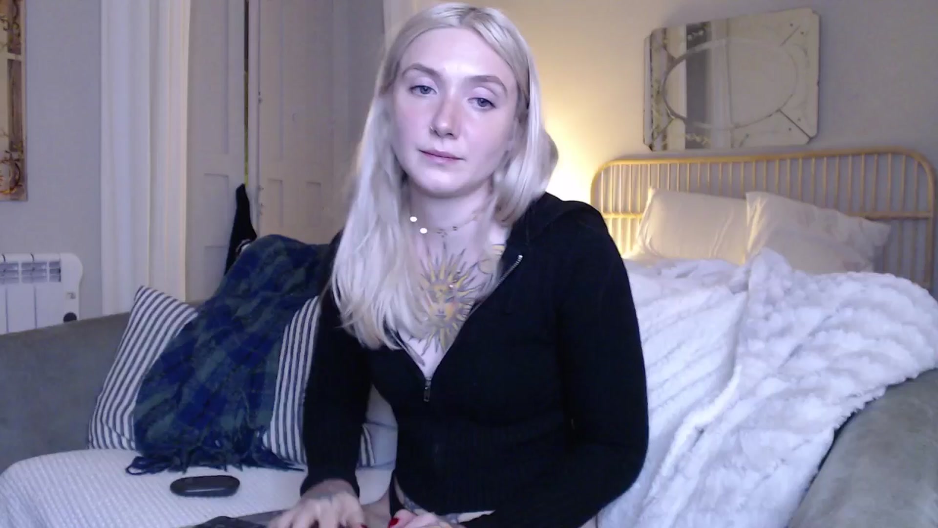 Gallery image thumbnail from Tattoo_bbgirl's myfreecams stream on, 12/17/2024, 20:36 image 5 of 20