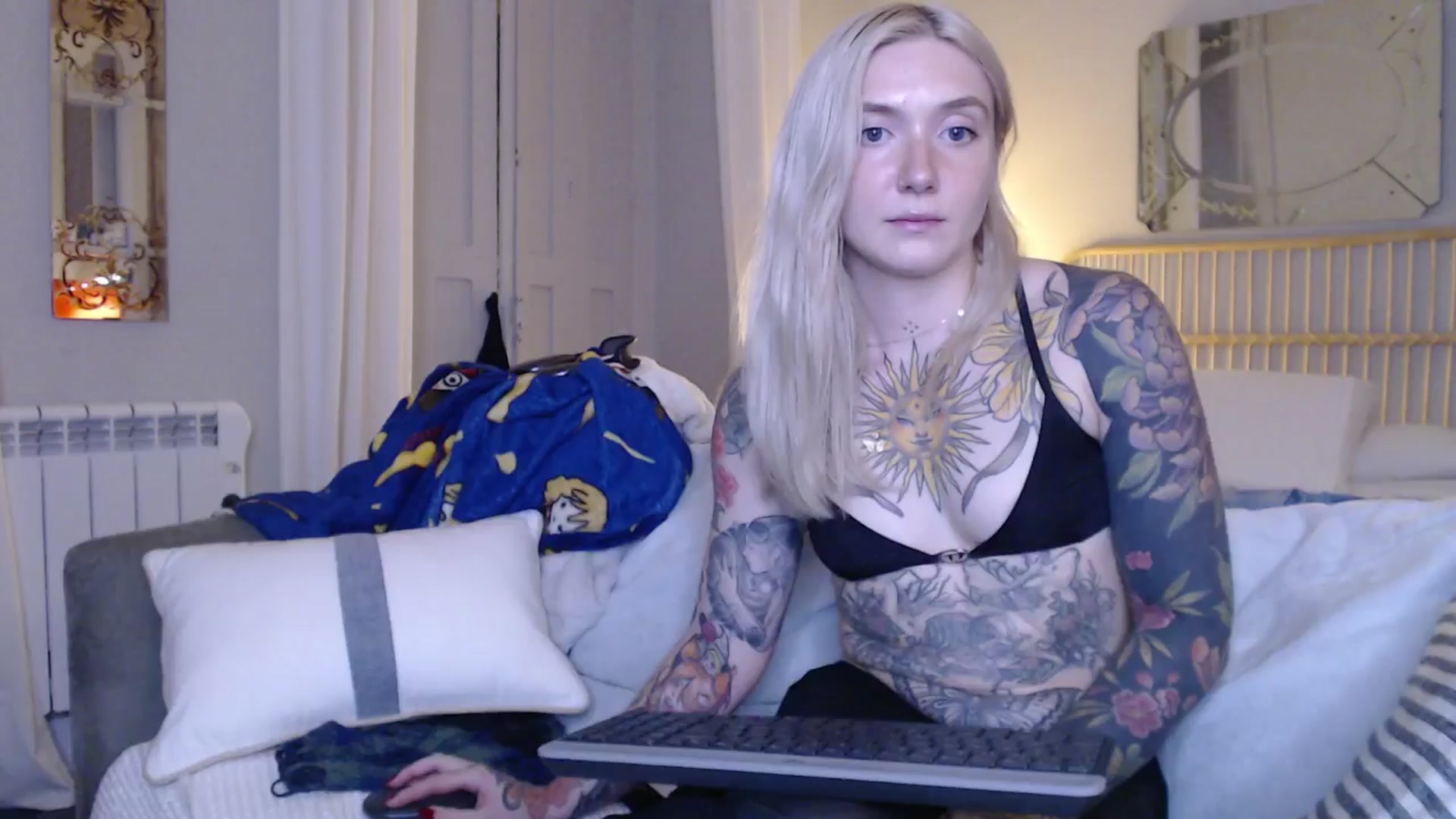 Gallery image thumbnail from Tattoo_bbgirl's myfreecams stream on, 12/19/2024, 20:41 image 18 of 20