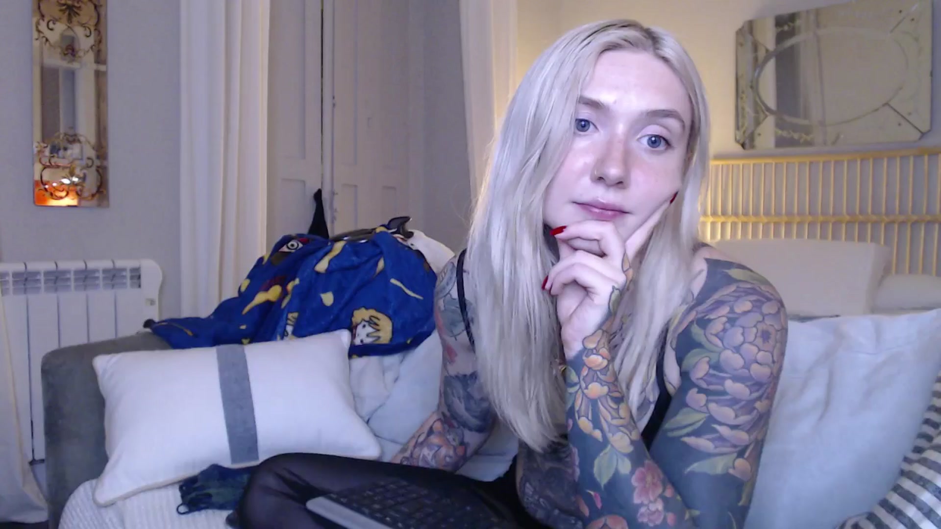 Gallery image thumbnail from Tattoo_bbgirl's myfreecams stream on, 12/19/2024, 20:41 image 13 of 20