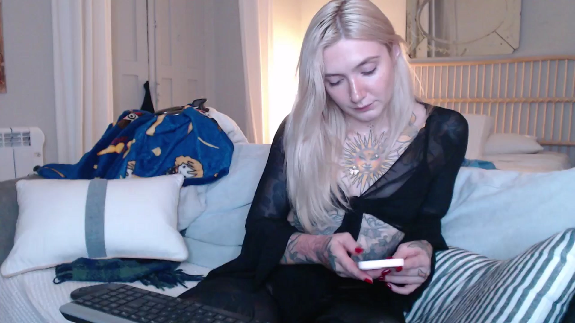 Gallery image thumbnail from Tattoo_bbgirl's myfreecams stream on, 12/19/2024, 20:41 image 5 of 20