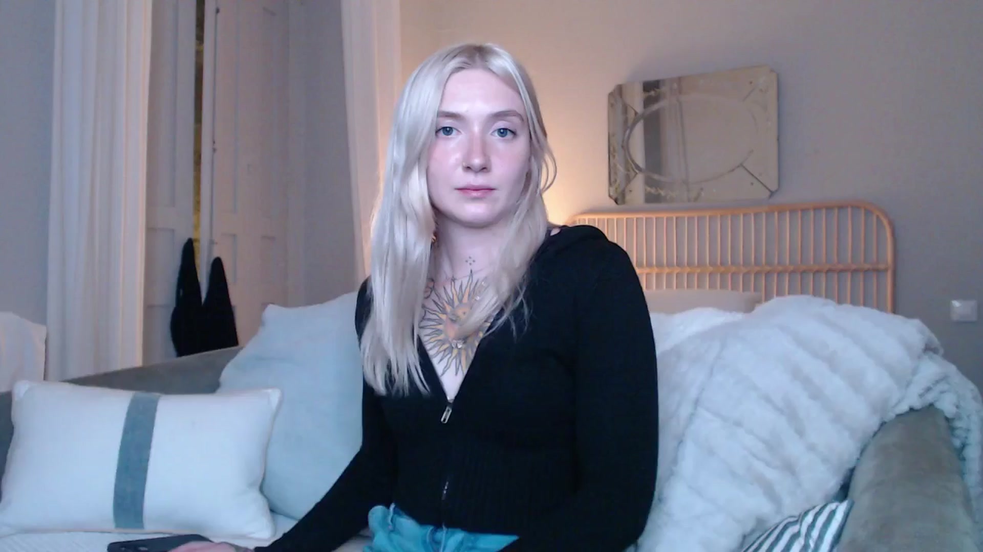 Gallery image thumbnail from Tattoo_bbgirl's myfreecams stream on, 12/21/2024, 23:20 image 4 of 20