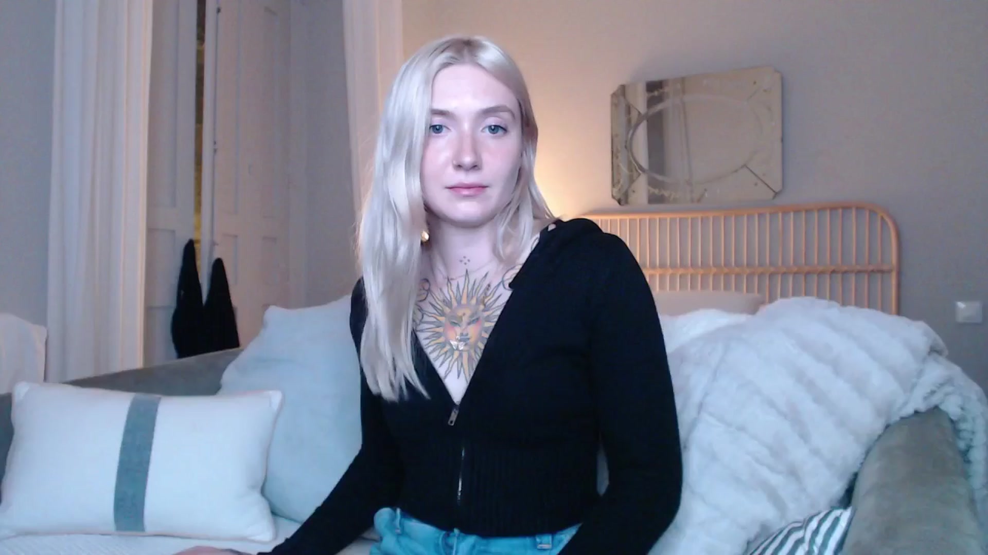 Gallery image thumbnail from Tattoo_bbgirl's myfreecams stream on, 12/21/2024, 23:20 image 3 of 20
