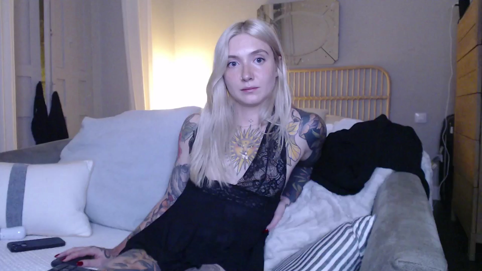 Gallery image thumbnail from Tattoo_bbgirl's myfreecams stream on, 12/21/2024, 23:20 image 11 of 20