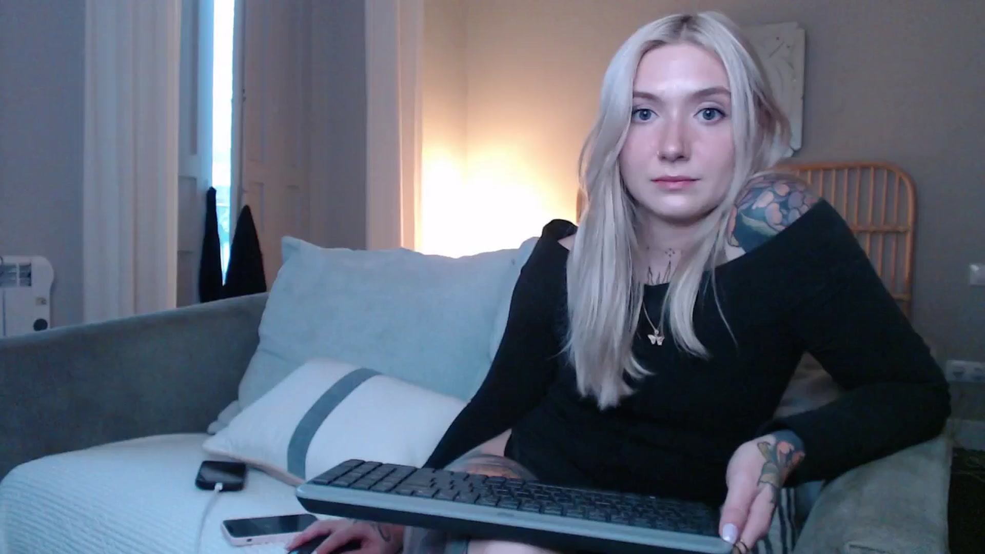 Gallery image thumbnail from Tattoo_bbgirl's myfreecams stream on, 12/23/2024, 17:24 image 13 of 20
