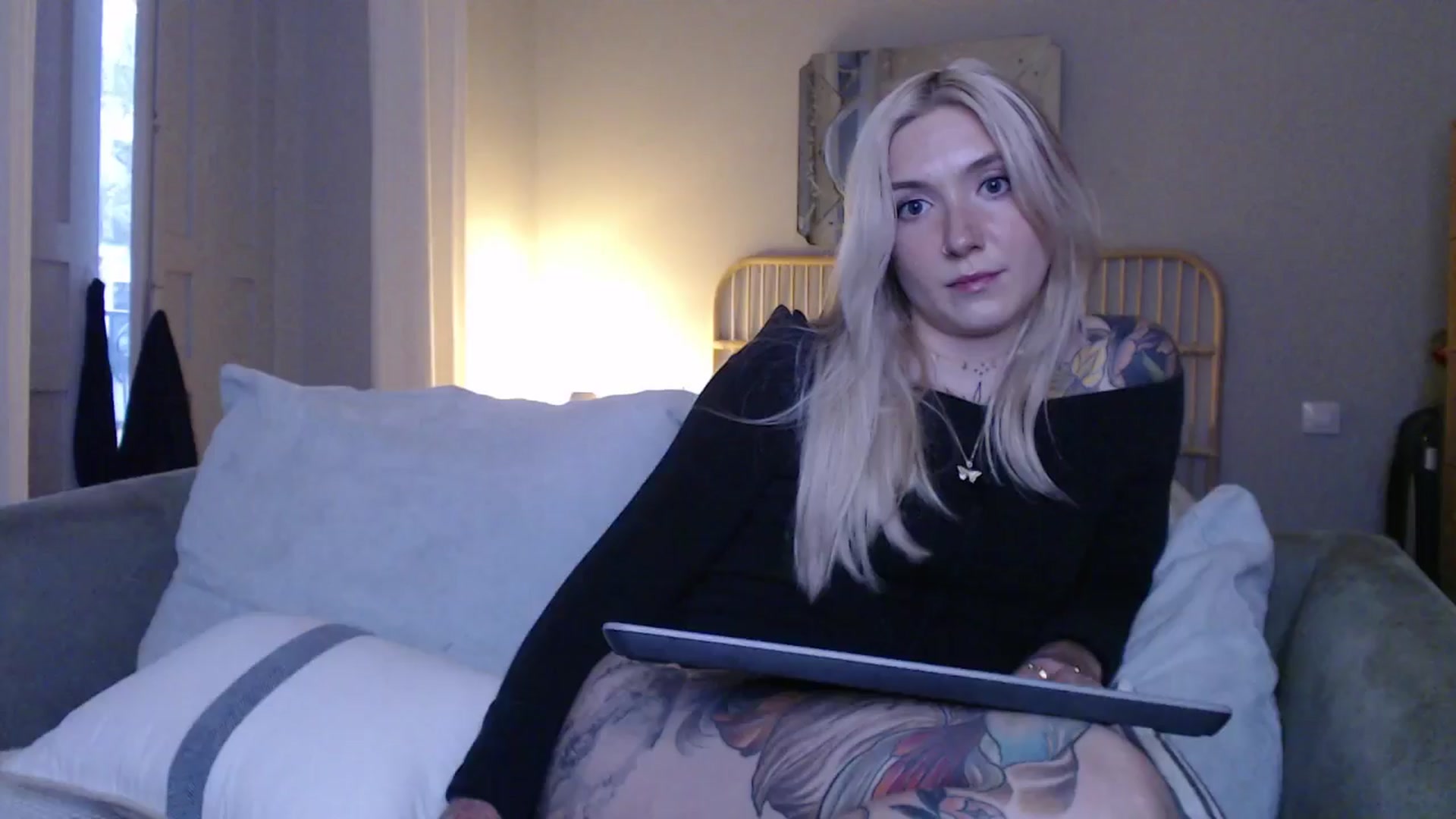 Gallery image thumbnail from Tattoo_bbgirl's myfreecams stream on, 12/23/2024, 17:24 image 15 of 20