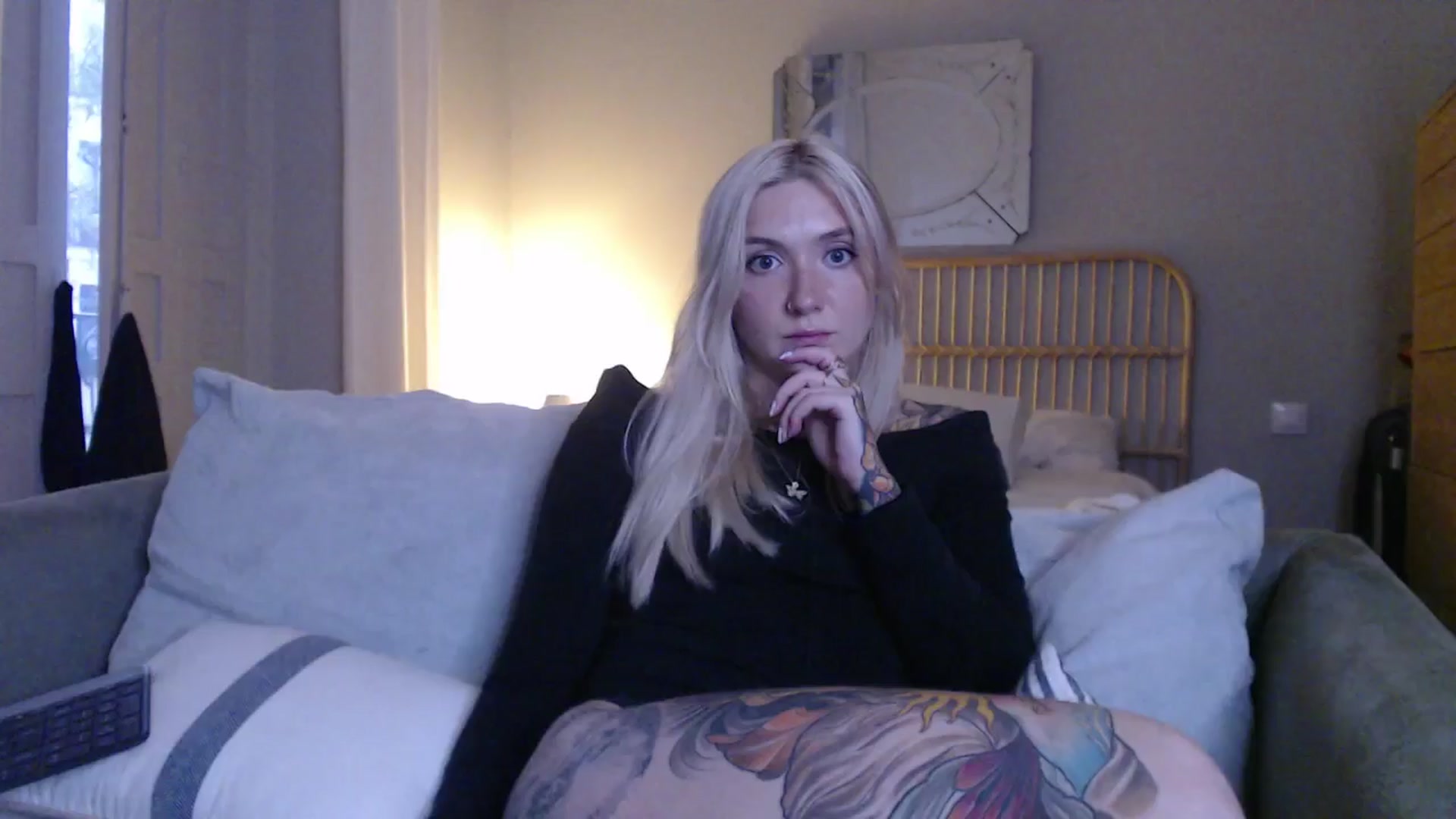 Gallery image thumbnail from Tattoo_bbgirl's myfreecams stream on, 12/23/2024, 17:24 image 16 of 20