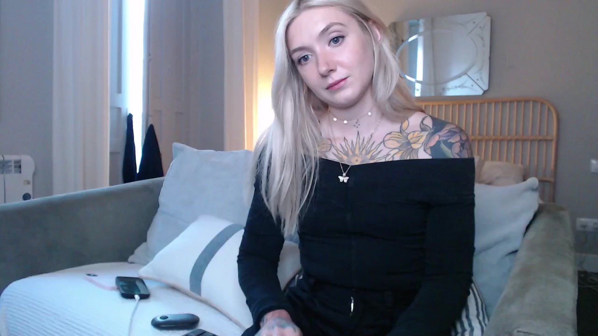 Gallery image thumbnail from Tattoo_bbgirl's myfreecams stream on, 12/23/2024, 17:24 image 4 of 20
