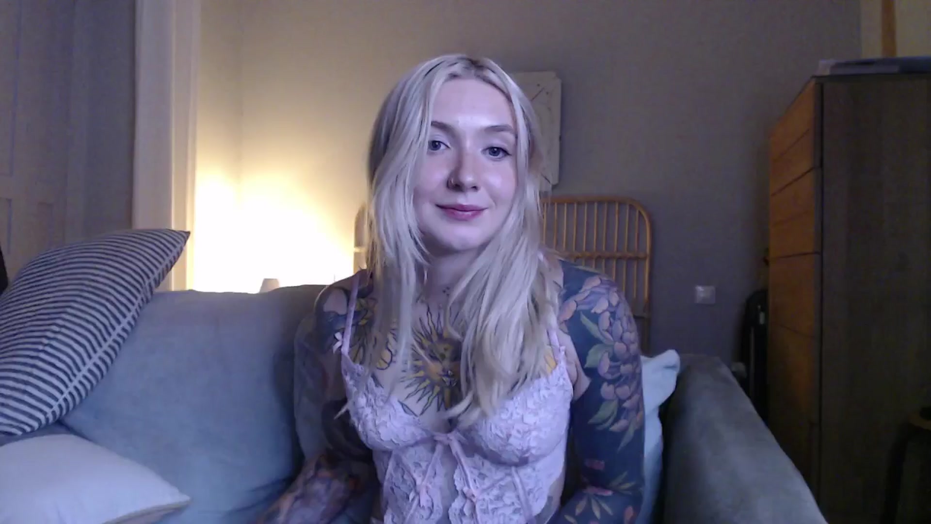 Gallery image thumbnail from Tattoo_bbgirl's myfreecams stream on, 12/23/2024, 21:23 image 20 of 20