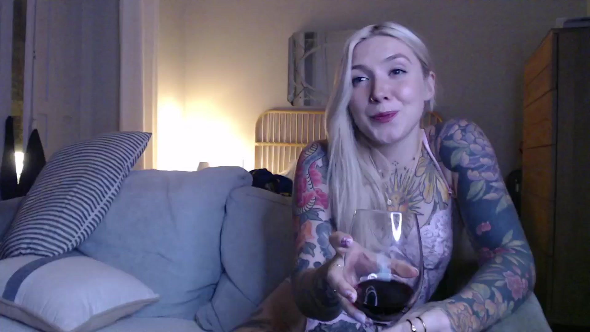 Gallery image thumbnail from Tattoo_bbgirl's myfreecams stream on, 12/23/2024, 21:23 image 12 of 20