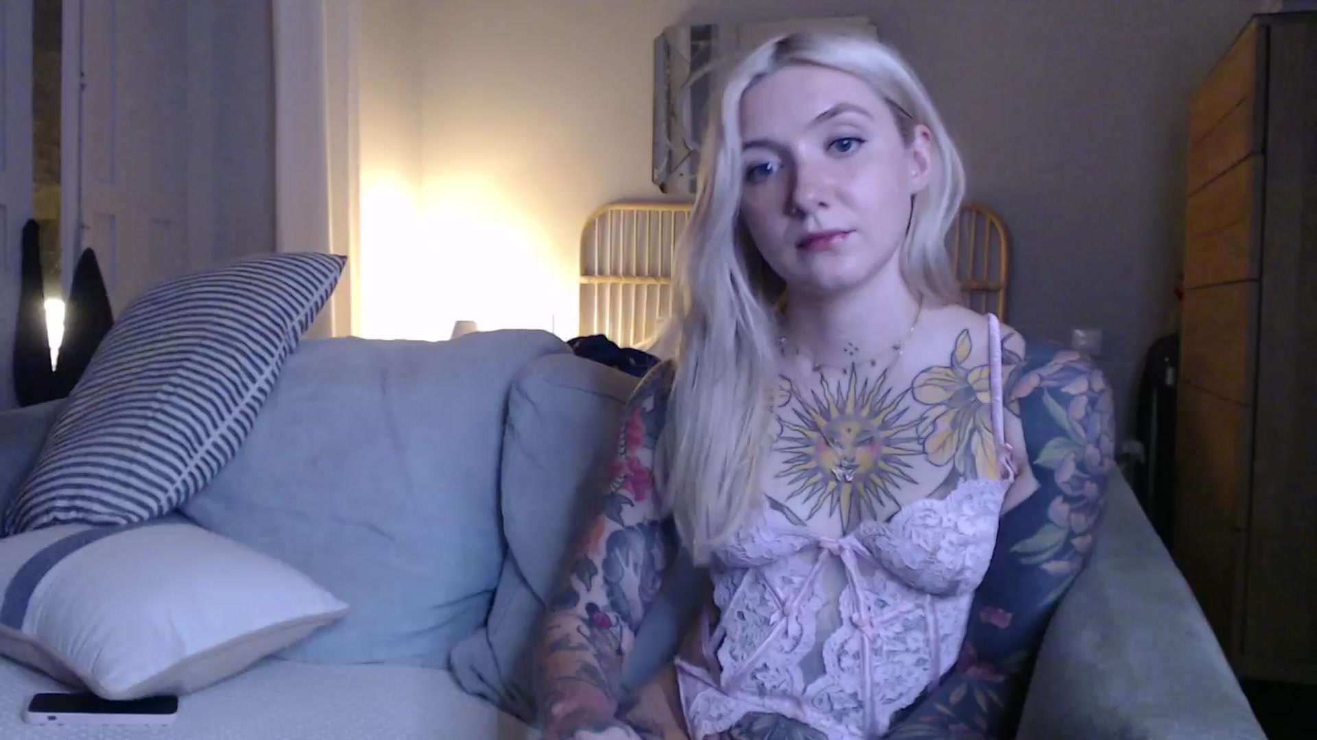 Gallery image thumbnail from Tattoo_bbgirl's myfreecams stream on, 12/23/2024, 21:23 image 18 of 20