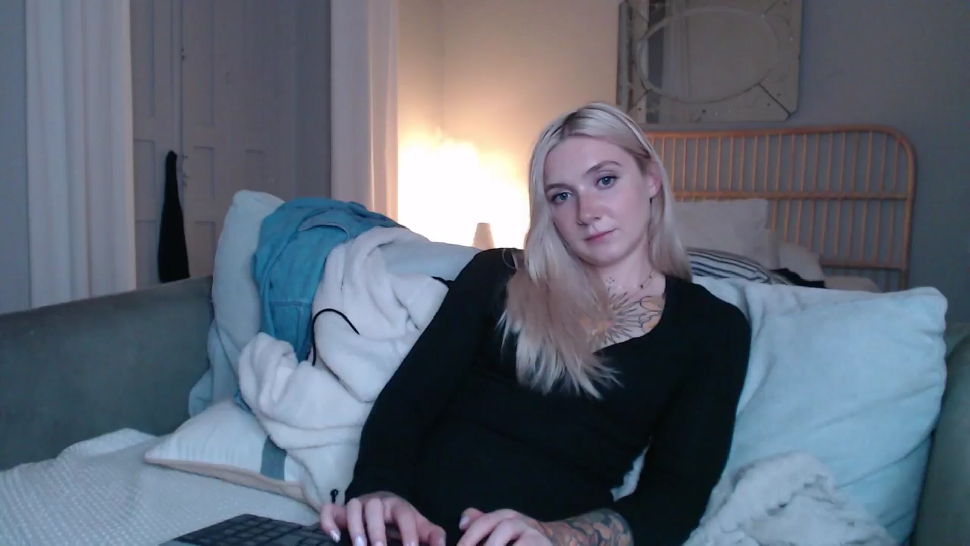 Gallery image thumbnail from Tattoo_bbgirl's myfreecams stream on, 12/26/2024, 19:19 image 14 of 20