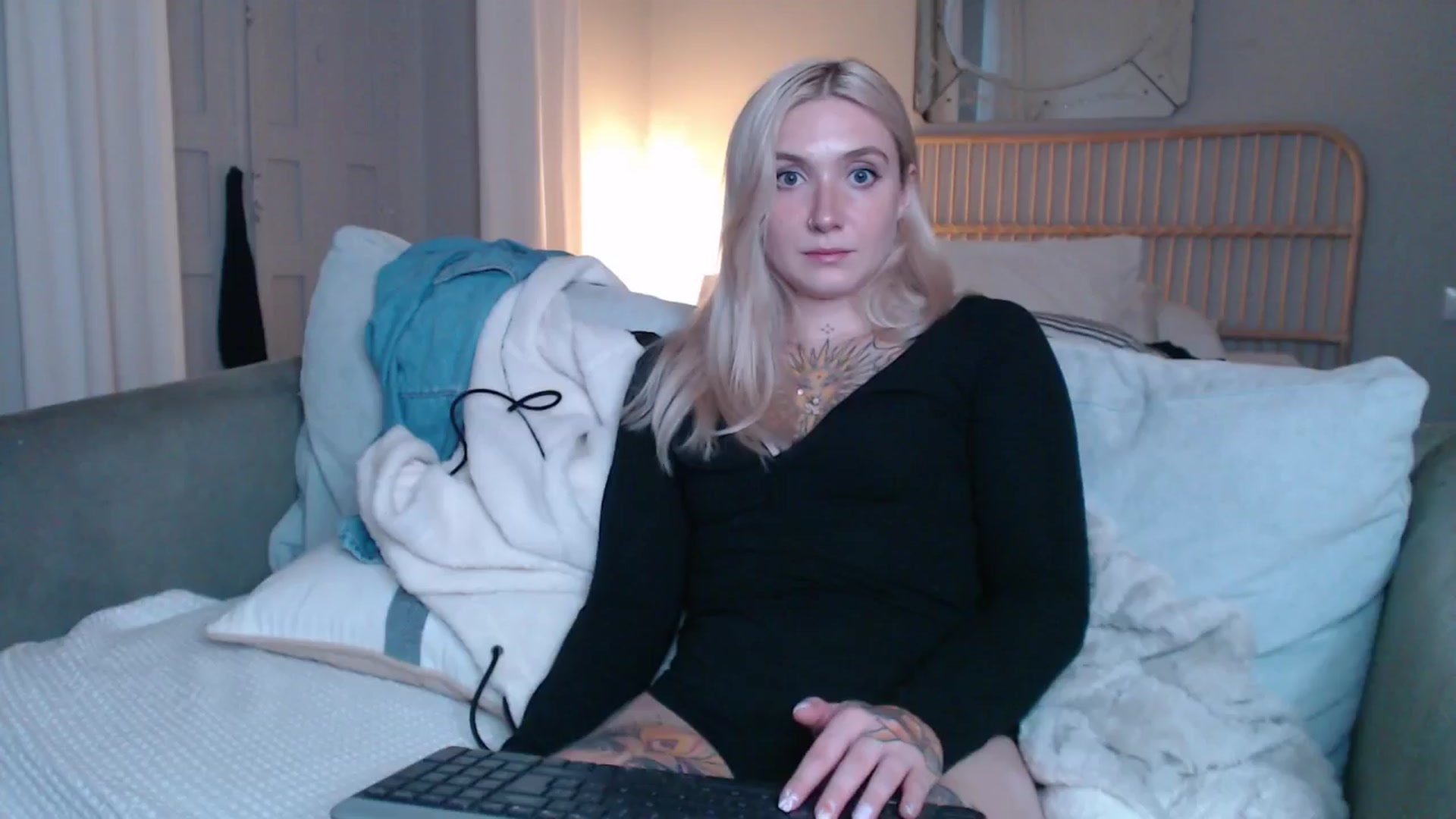 Gallery image thumbnail from Tattoo_bbgirl's myfreecams stream on, 12/26/2024, 19:19 image 6 of 20