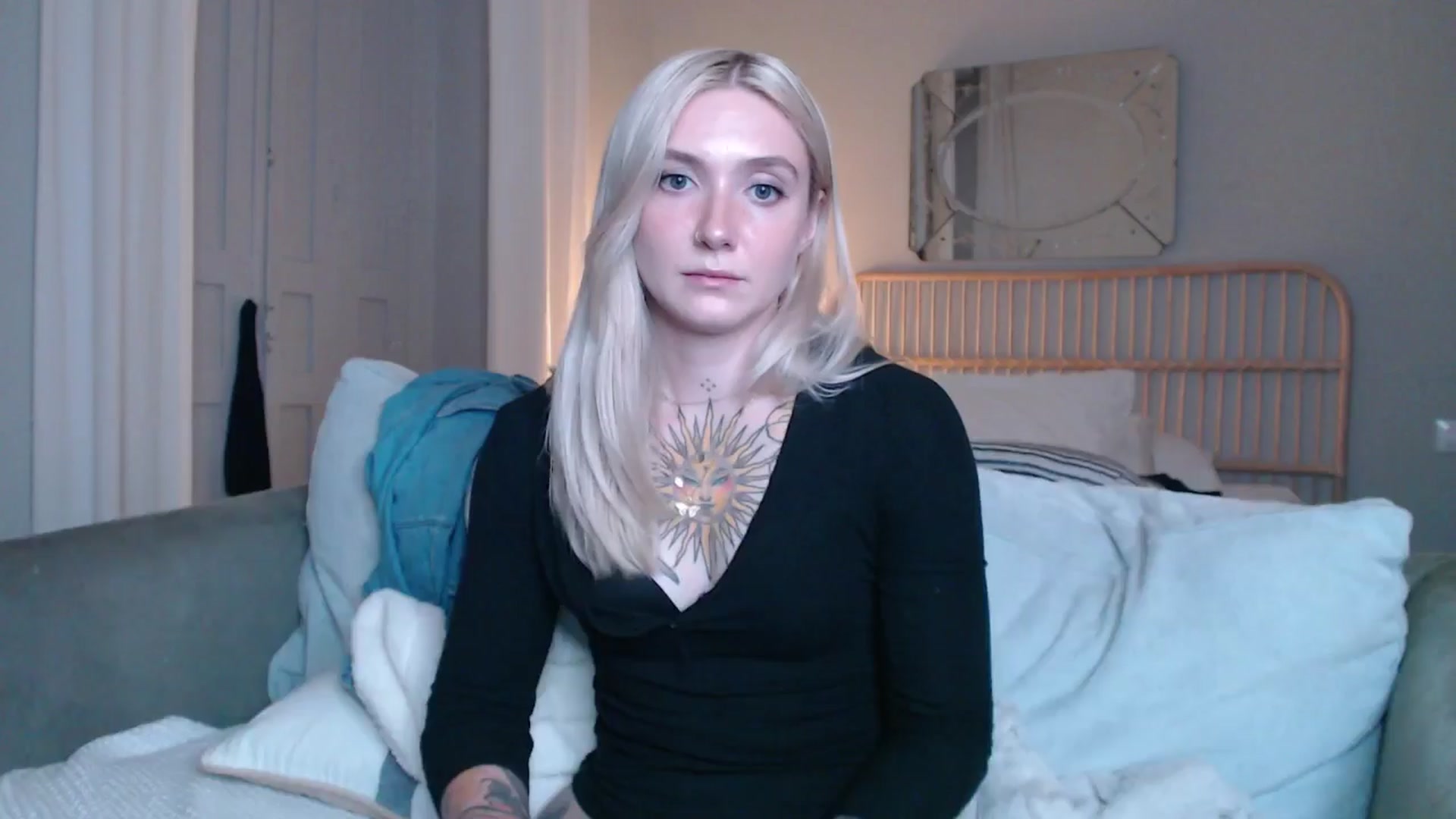 Gallery image thumbnail from Tattoo_bbgirl's myfreecams stream on, 12/26/2024, 19:19 image 17 of 20