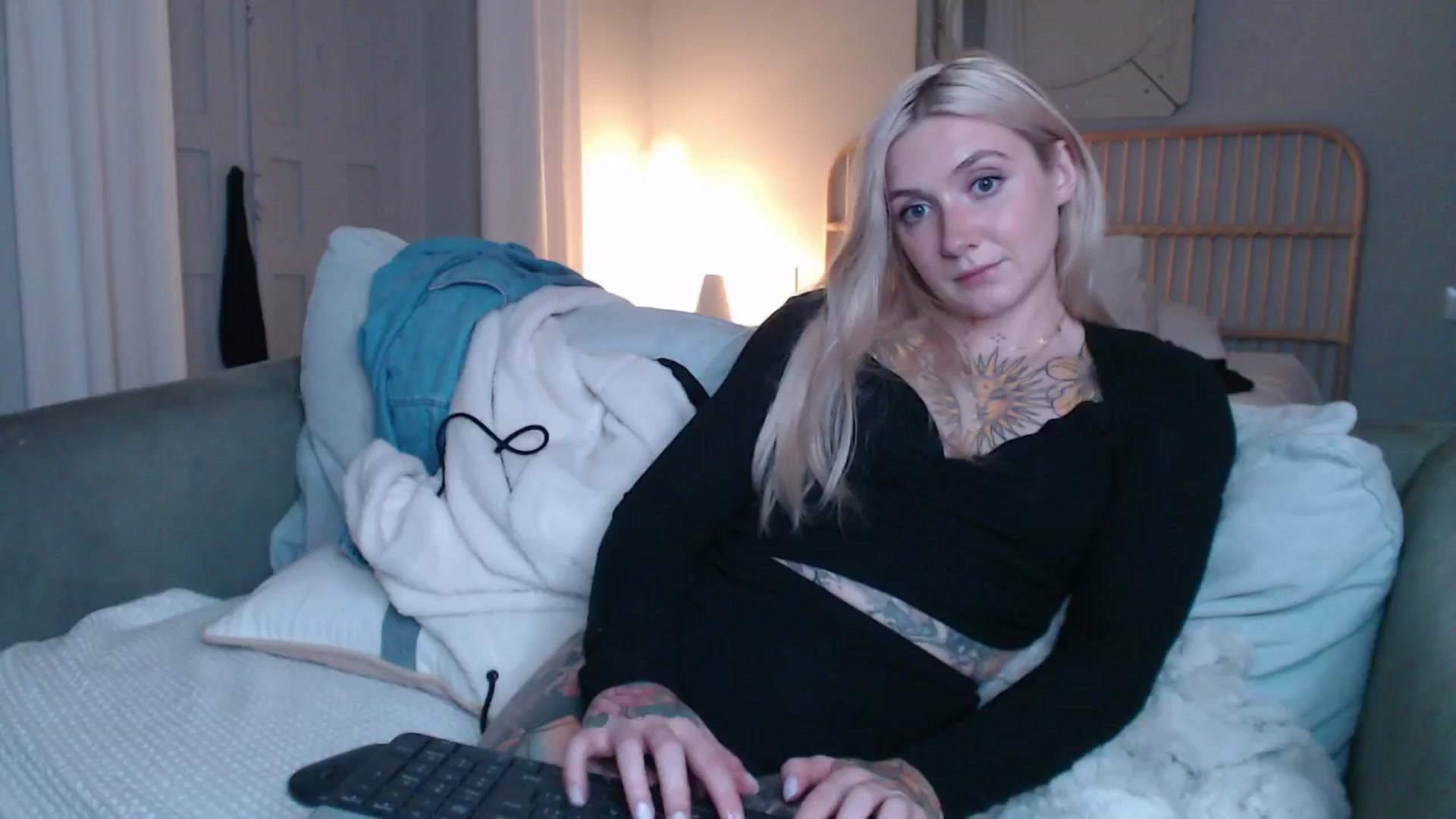 Gallery image thumbnail from Tattoo_bbgirl's myfreecams stream on, 12/26/2024, 19:19 image 8 of 20