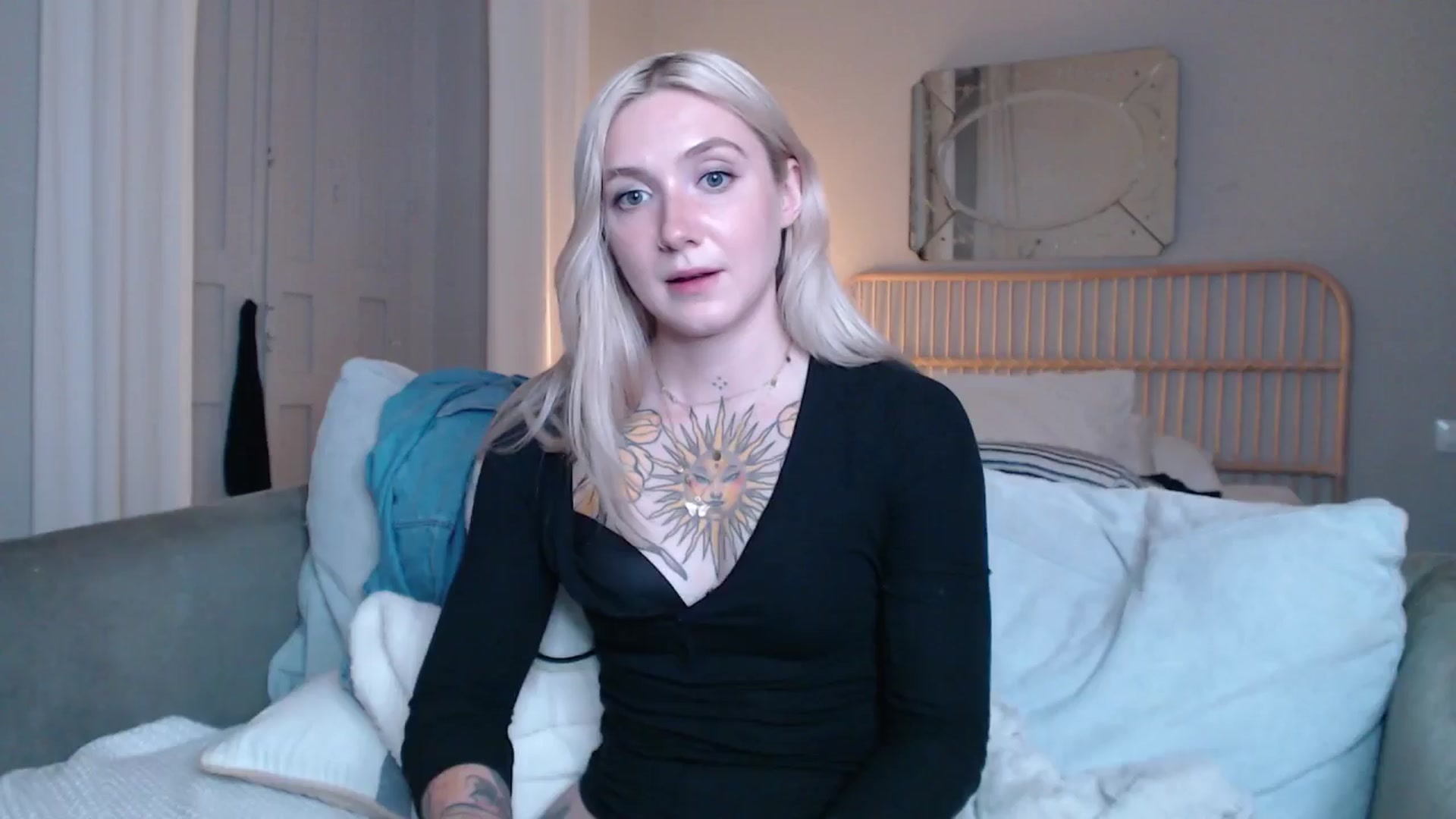Gallery image thumbnail from Tattoo_bbgirl's myfreecams stream on, 12/26/2024, 19:19 image 18 of 20