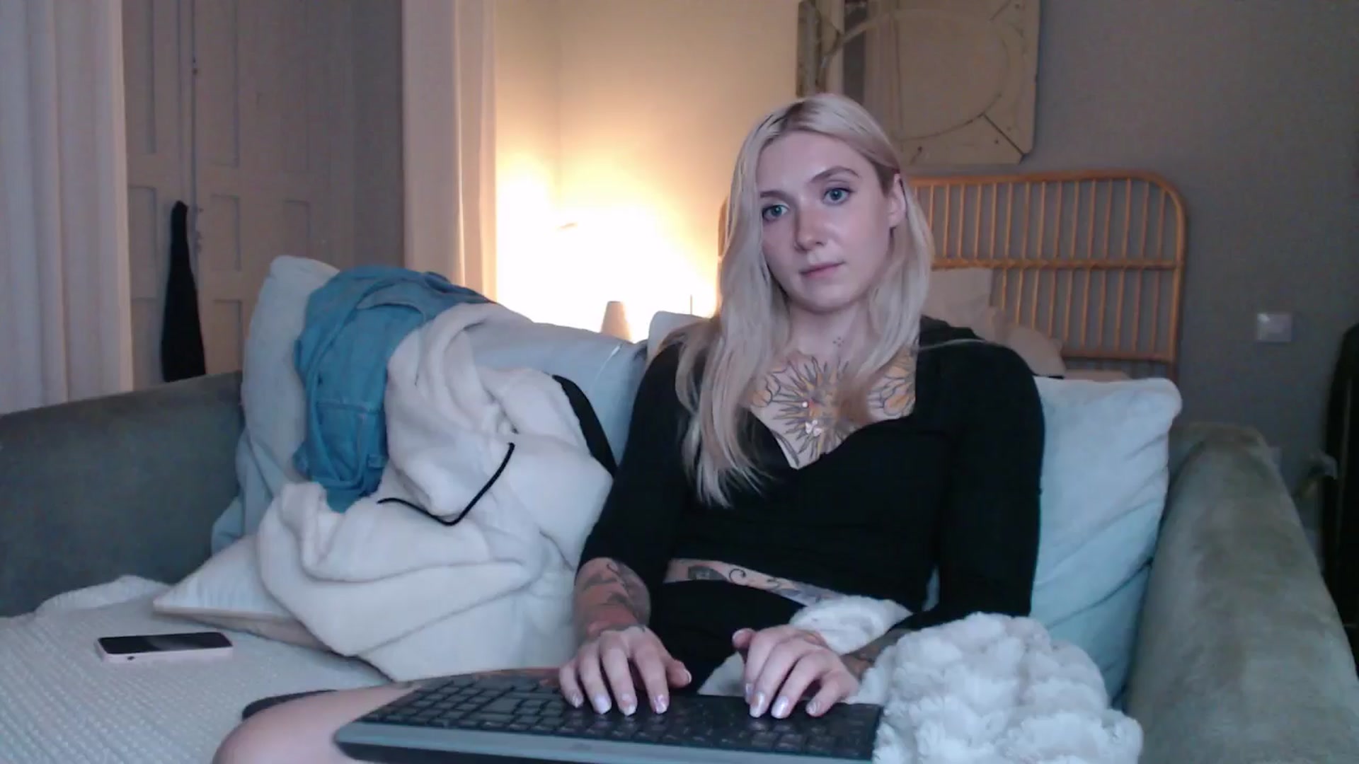 Gallery image thumbnail from Tattoo_bbgirl's myfreecams stream on, 12/26/2024, 21:57 image 3 of 20