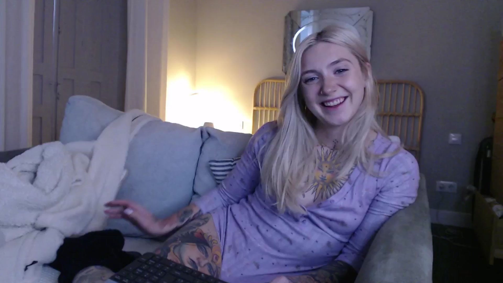 Gallery image thumbnail from Tattoo_bbgirl's myfreecams stream on, 12/27/2024, 16:25 image 10 of 20