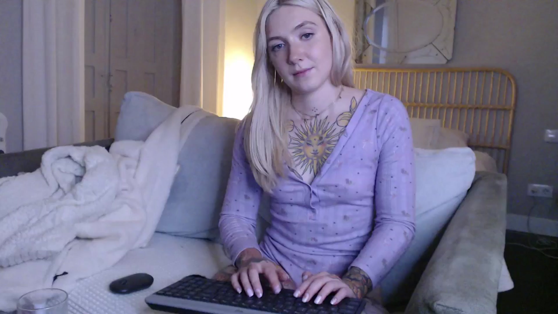 Gallery image thumbnail from Tattoo_bbgirl's myfreecams stream on, 12/27/2024, 18:23 image 6 of 20