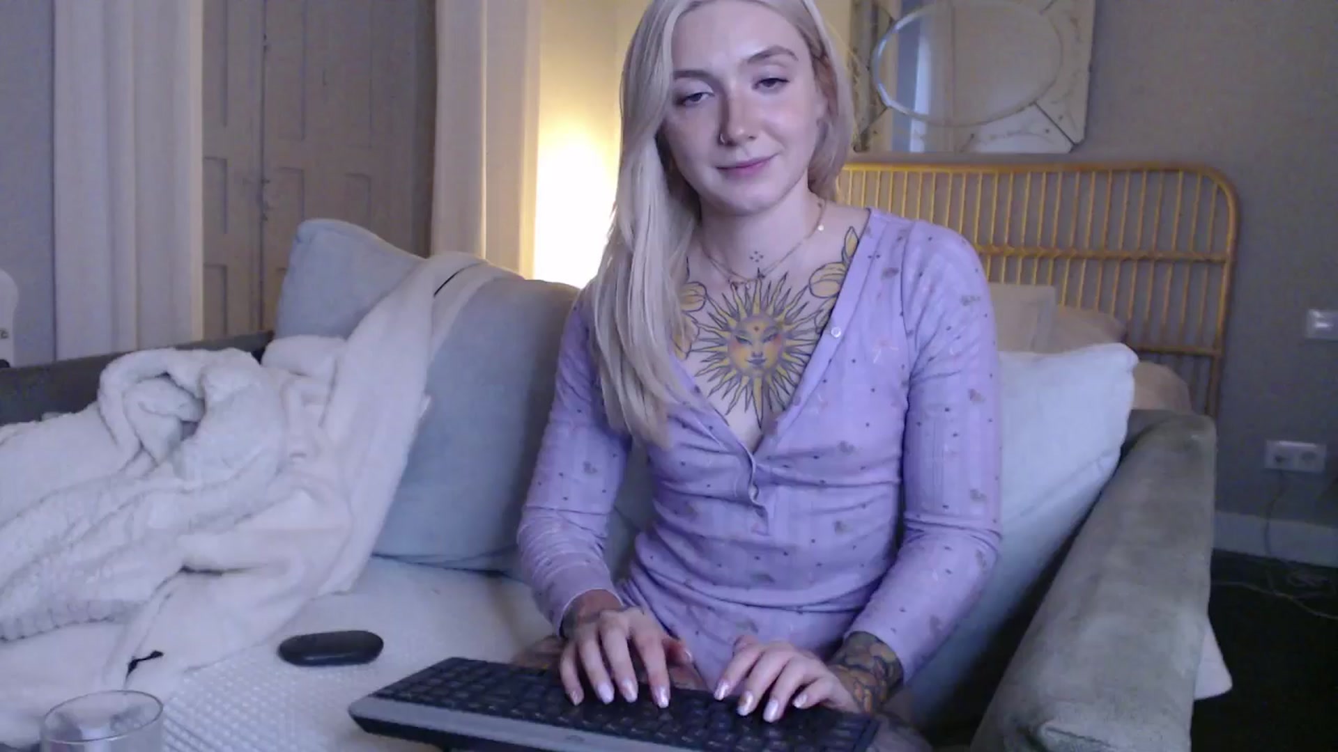 Gallery image thumbnail from Tattoo_bbgirl's myfreecams stream on, 12/27/2024, 18:23 image 5 of 20