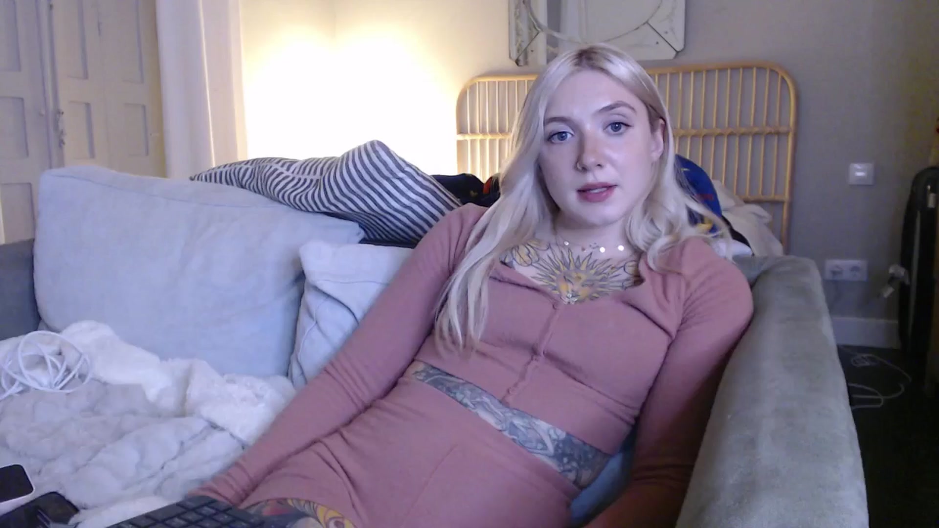 Gallery image thumbnail from Tattoo_bbgirl's myfreecams stream on, 12/29/2024, 20:56 image 4 of 20