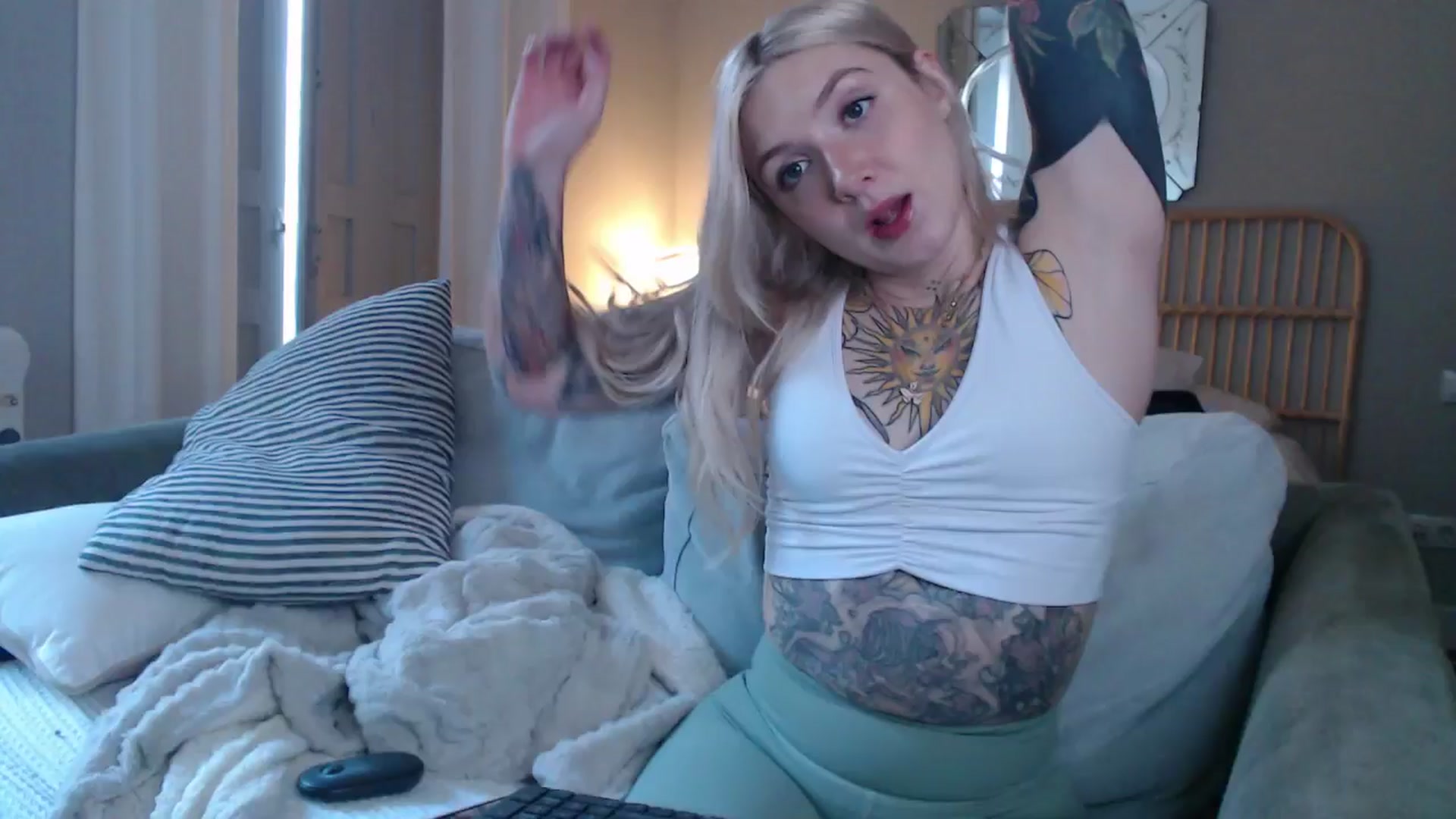 Gallery image thumbnail from Tattoo_bbgirl's myfreecams stream on, 12/30/2024, 15:43 image 4 of 20
