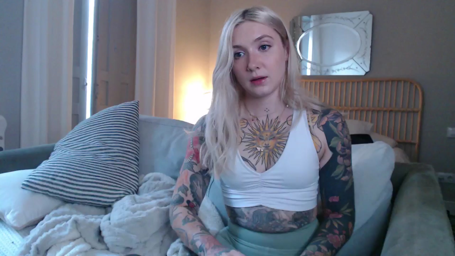 Gallery image thumbnail from Tattoo_bbgirl's myfreecams stream on, 12/30/2024, 15:43 image 19 of 20