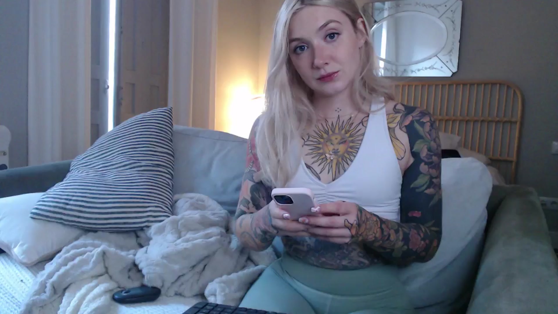 Gallery image thumbnail from Tattoo_bbgirl's myfreecams stream on, 12/30/2024, 15:43 image 2 of 20