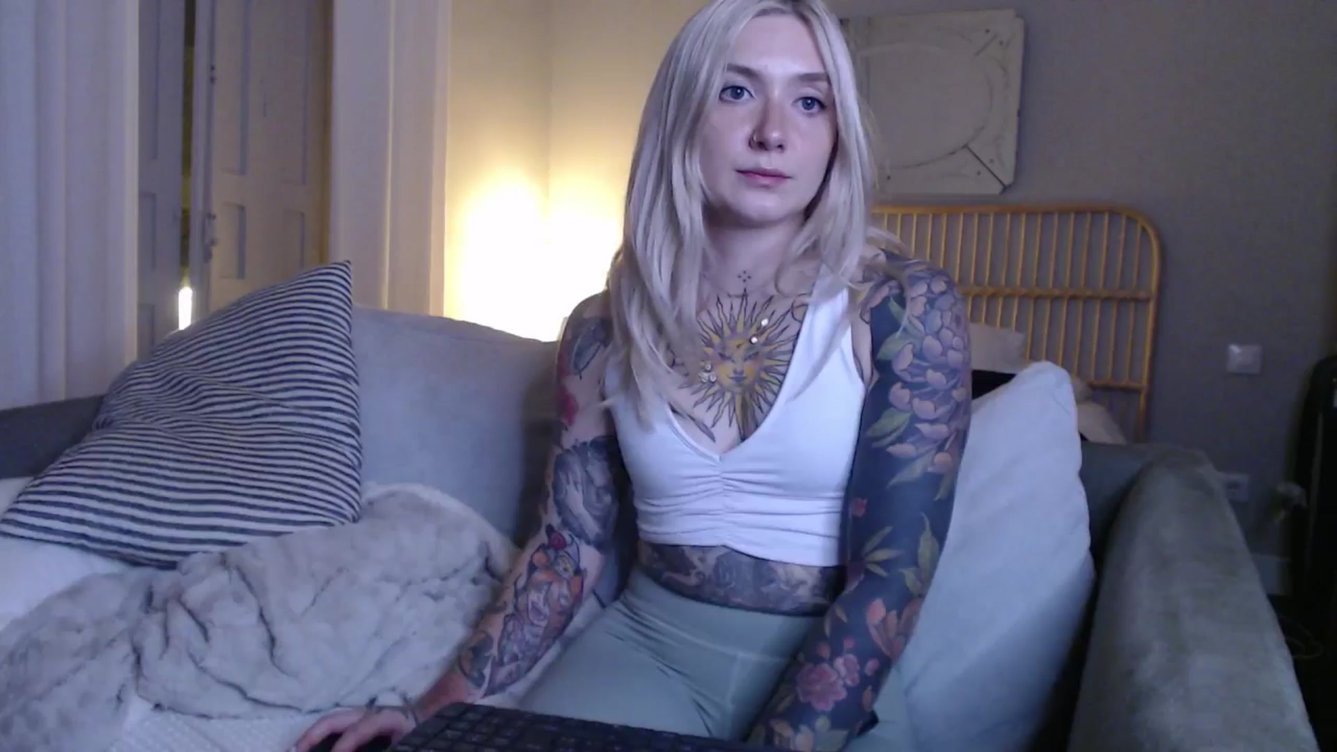 Gallery image thumbnail from Tattoo_bbgirl's myfreecams stream on, 12/30/2024, 21:24 image 6 of 20