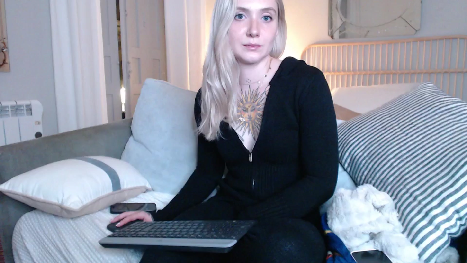 Gallery image thumbnail from Tattoo_bbgirl's myfreecams stream on, 12/31/2024, 20:31 image 7 of 20