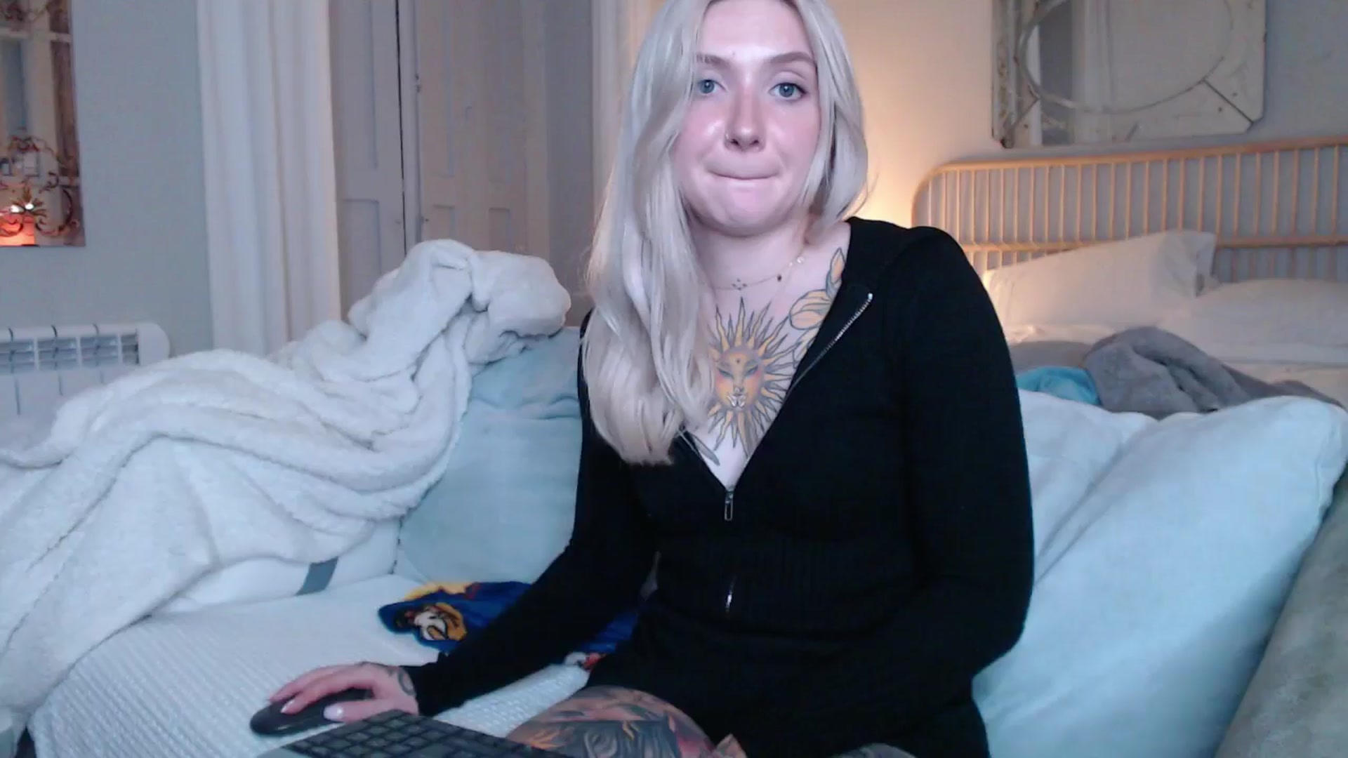 Gallery image thumbnail from Tattoo_bbgirl's myfreecams stream on, 01/02/2025, 19:53 image 7 of 20
