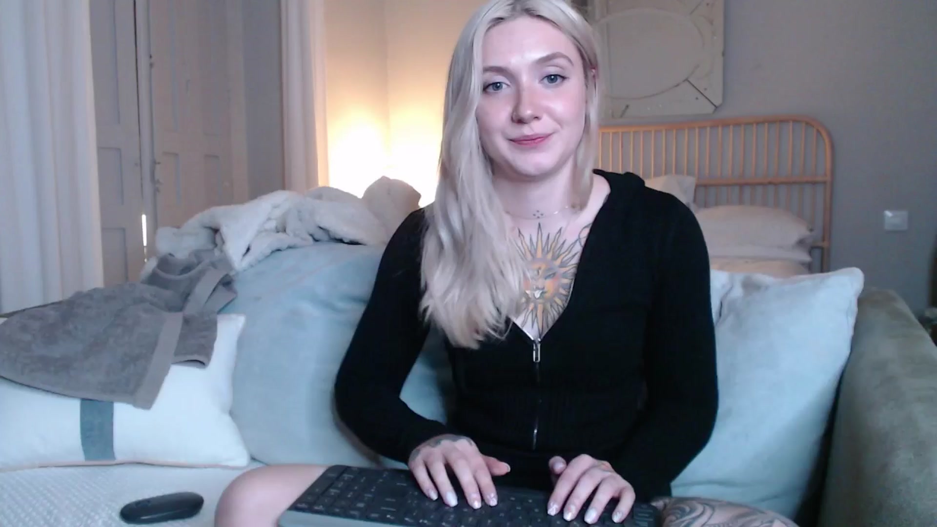 Gallery image thumbnail from Tattoo_bbgirl's myfreecams stream on, 01/02/2025, 21:56 image 3 of 20
