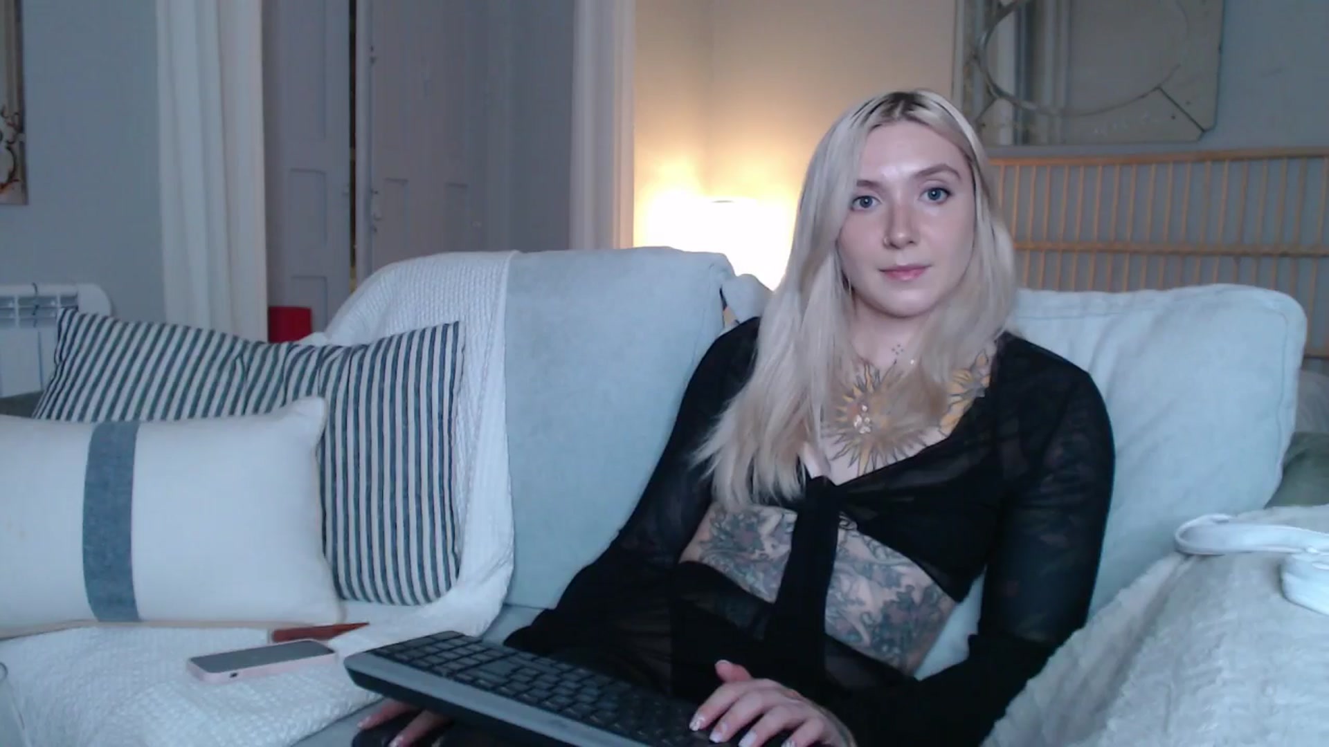 Gallery image thumbnail from Tattoo_bbgirl's myfreecams stream on, 01/08/2025, 20:44 image 12 of 20