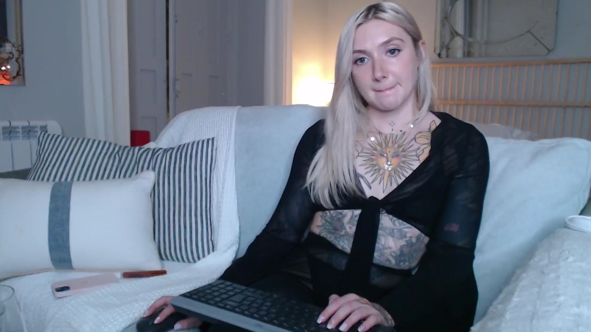 Gallery image thumbnail from Tattoo_bbgirl's myfreecams stream on, 01/08/2025, 20:44 image 14 of 20