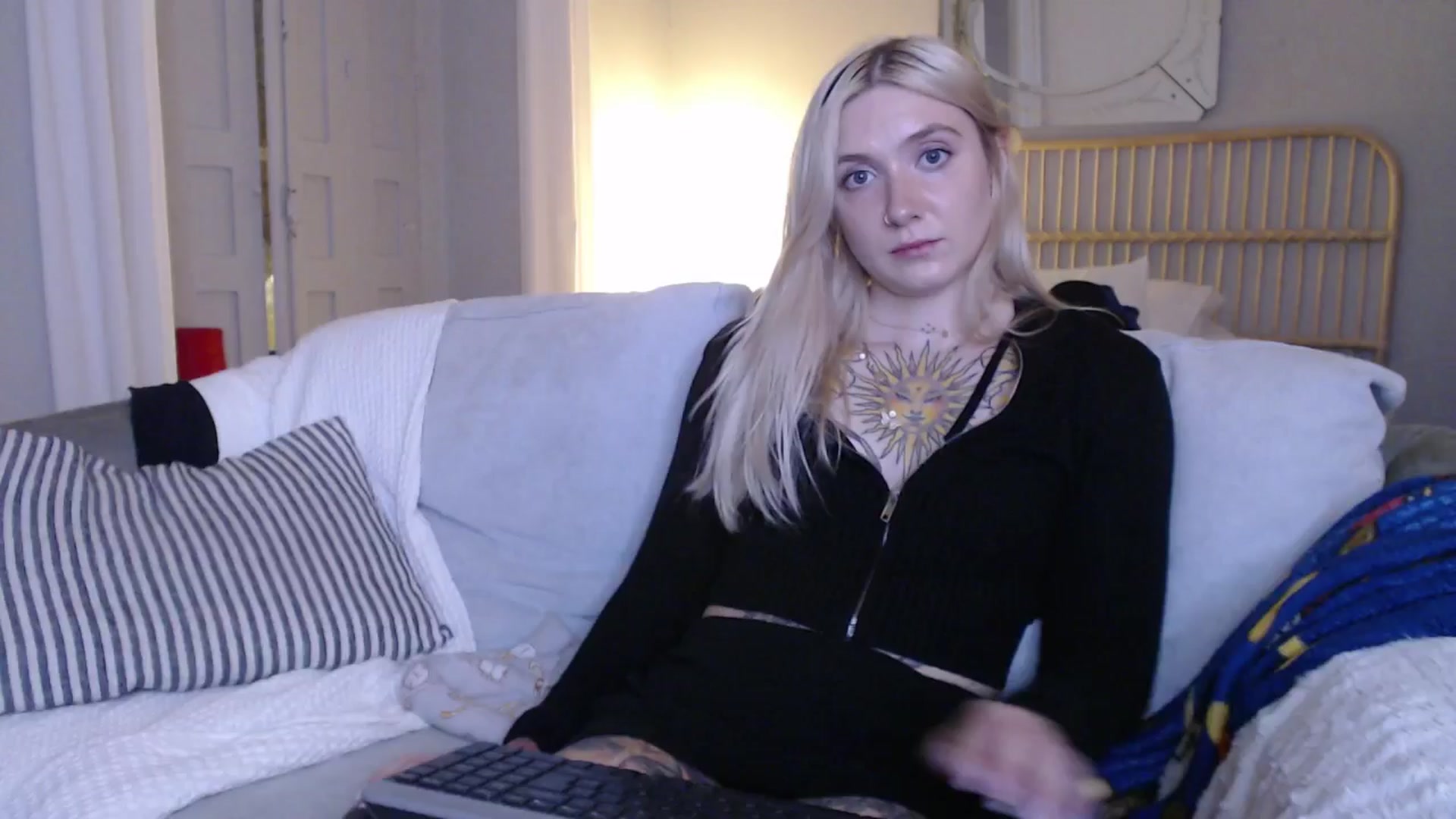Gallery image thumbnail from Tattoo_bbgirl's myfreecams stream on, 01/09/2025, 18:27 image 11 of 20