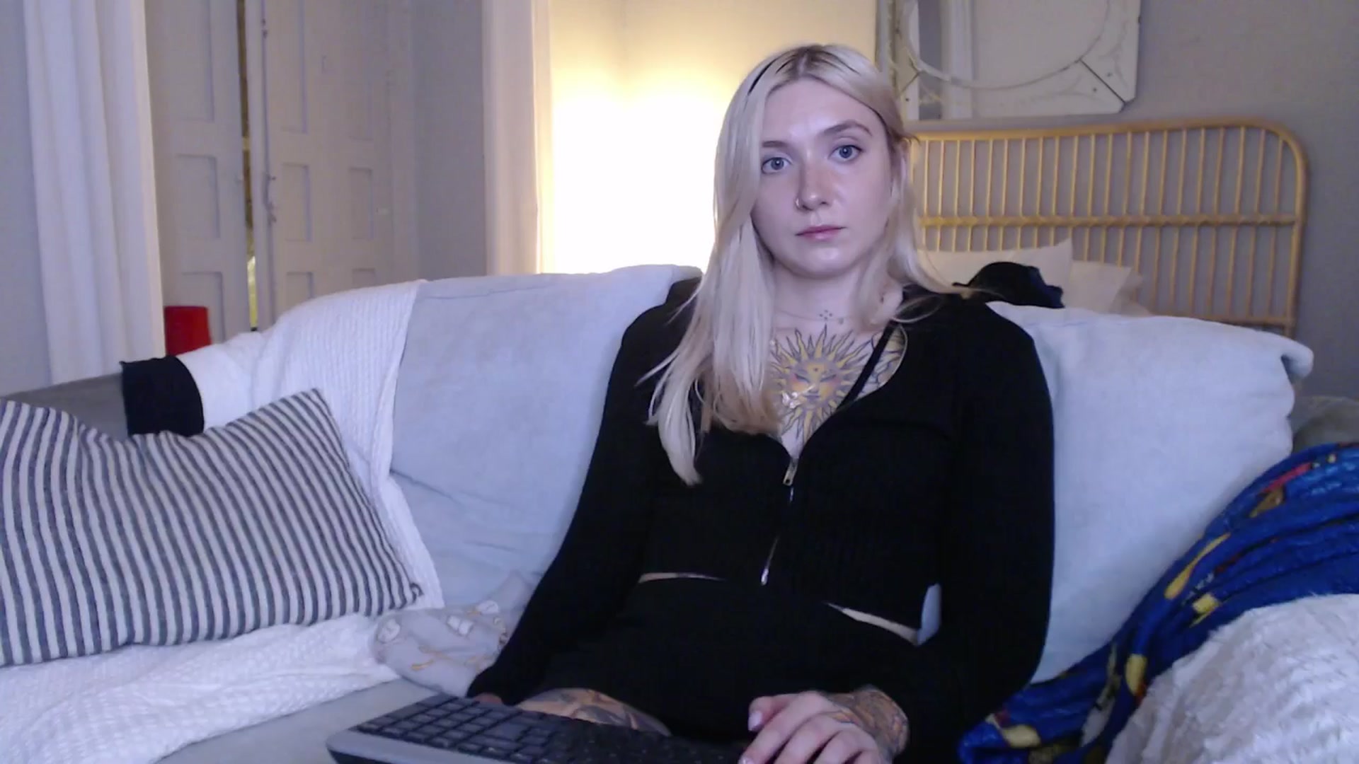Gallery image thumbnail from Tattoo_bbgirl's myfreecams stream on, 01/09/2025, 18:27 image 12 of 20