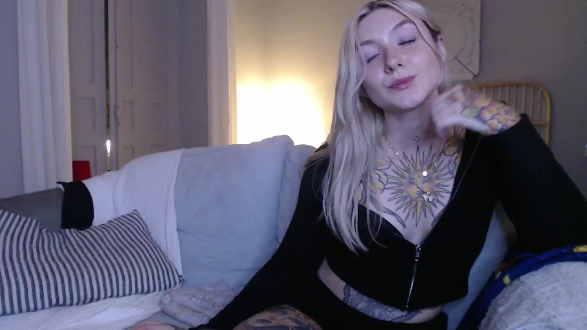 Gallery image thumbnail from Tattoo_bbgirl's myfreecams stream on, 01/09/2025, 22:25 image 20 of 20
