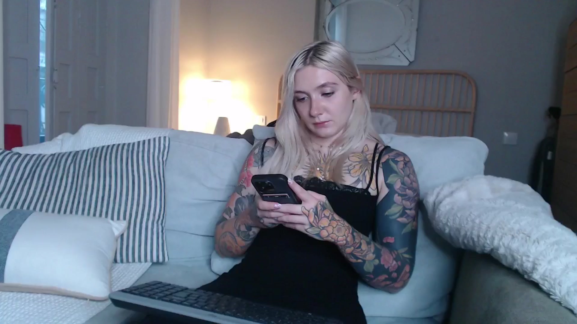 Gallery image thumbnail from Tattoo_bbgirl's myfreecams stream on, 01/10/2025, 17:18 image 12 of 20