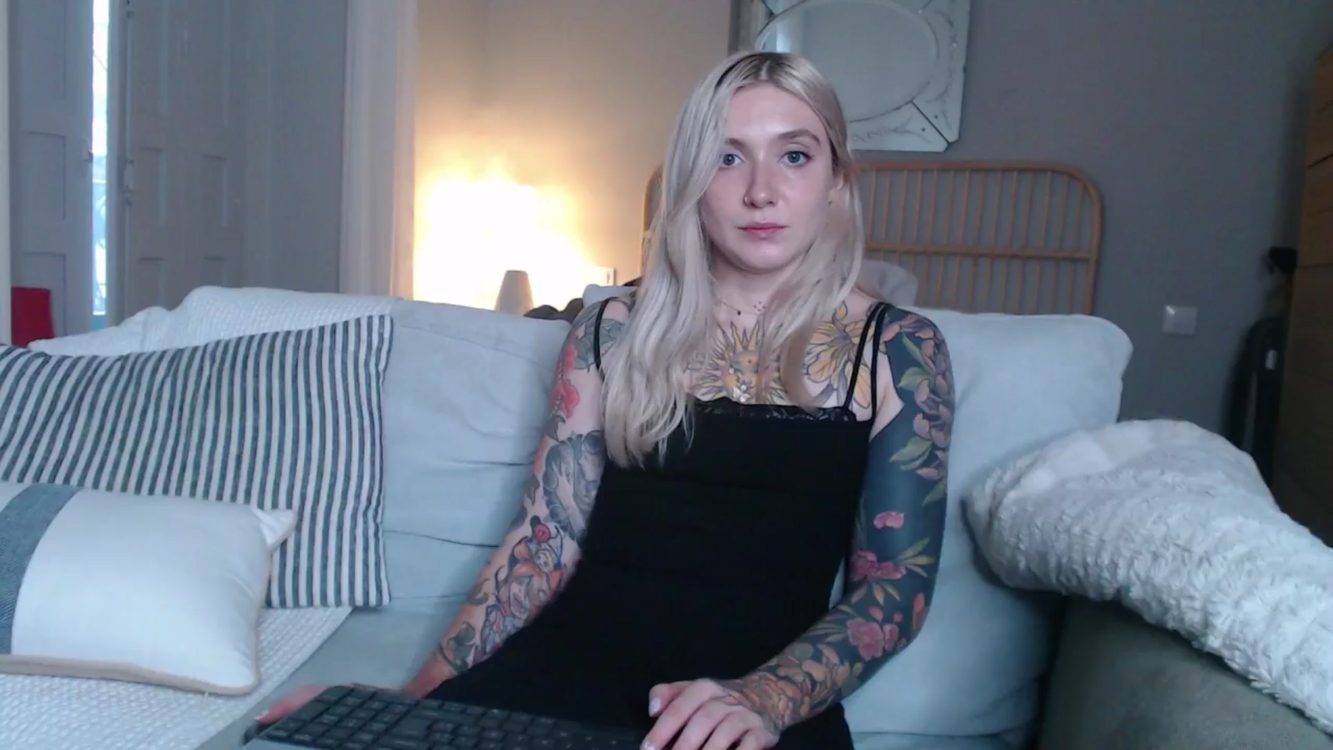 Gallery image thumbnail from Tattoo_bbgirl's myfreecams stream on, 01/10/2025, 17:18 image 2 of 20