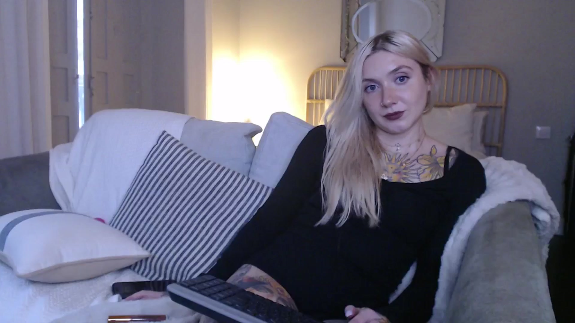 Gallery image thumbnail from Tattoo_bbgirl's myfreecams stream on, 01/20/2025, 16:32 image 17 of 20