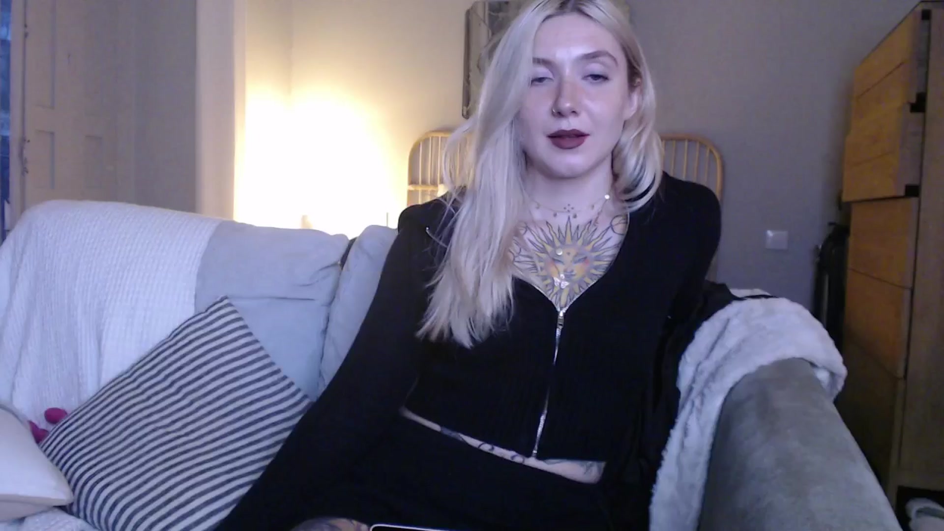 Gallery image thumbnail from Tattoo_bbgirl's myfreecams stream on, 01/20/2025, 21:26 image 3 of 20