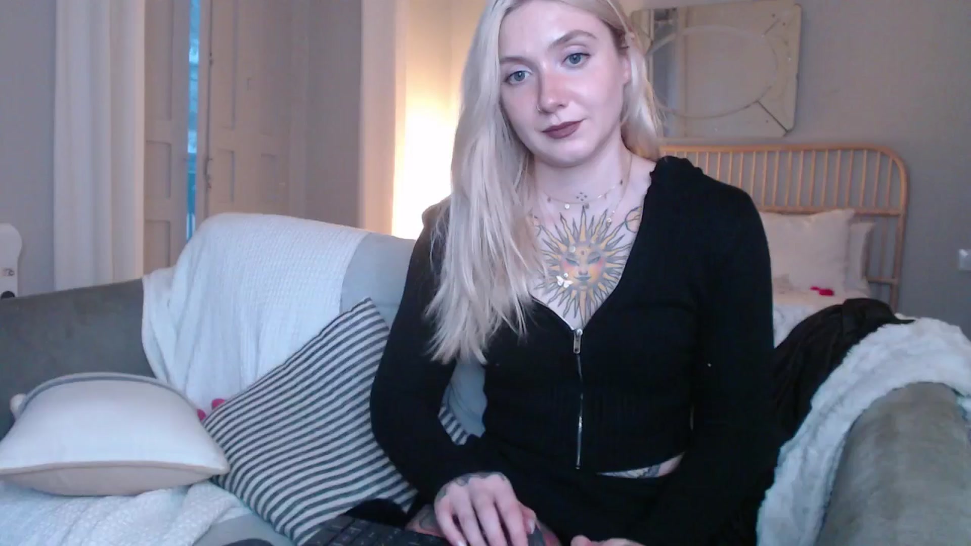 Gallery image thumbnail from Tattoo_bbgirl's myfreecams stream on, 01/20/2025, 21:26 image 2 of 20