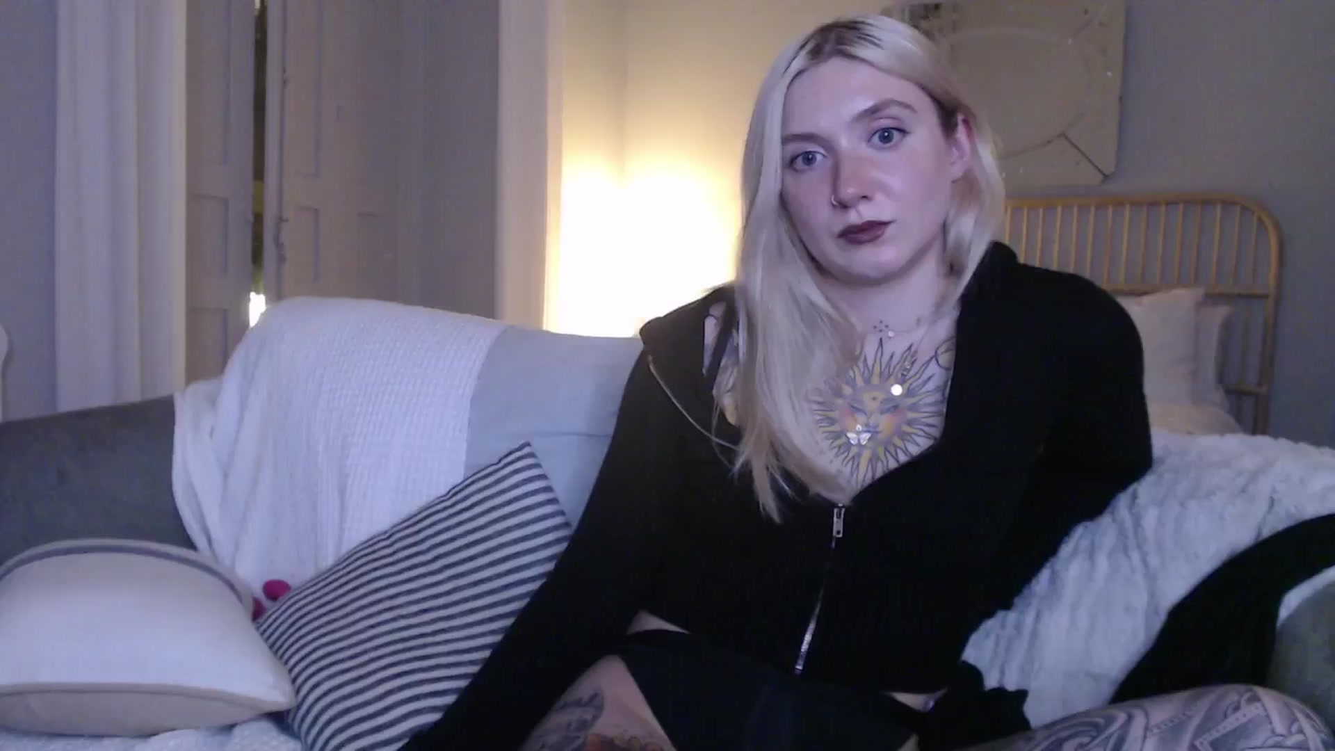 Gallery image thumbnail from Tattoo_bbgirl's myfreecams stream on, 01/20/2025, 21:26 image 18 of 20
