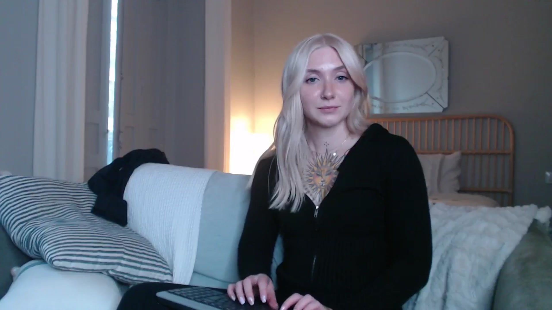 Gallery image thumbnail from Tattoo_bbgirl's myfreecams stream on, 01/21/2025, 17:02 image 11 of 20