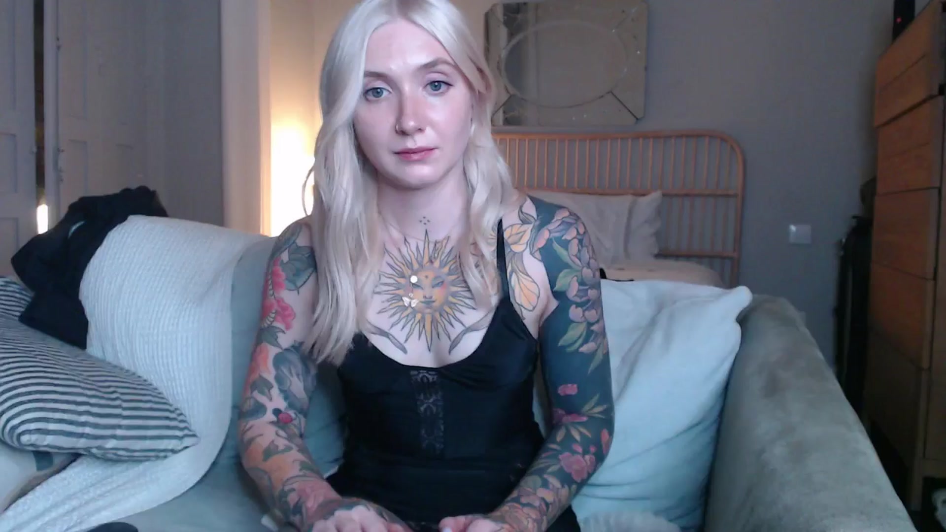 Gallery image thumbnail from Tattoo_bbgirl's myfreecams stream on, 01/21/2025, 20:29 image 20 of 20