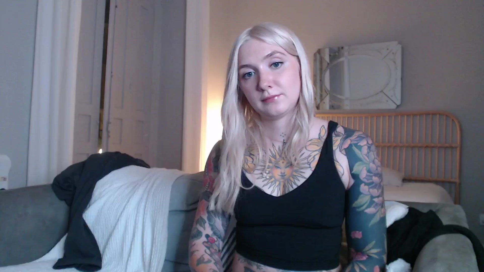Gallery image thumbnail from Tattoo_bbgirl's myfreecams stream on, 01/22/2025, 21:12 image 13 of 20