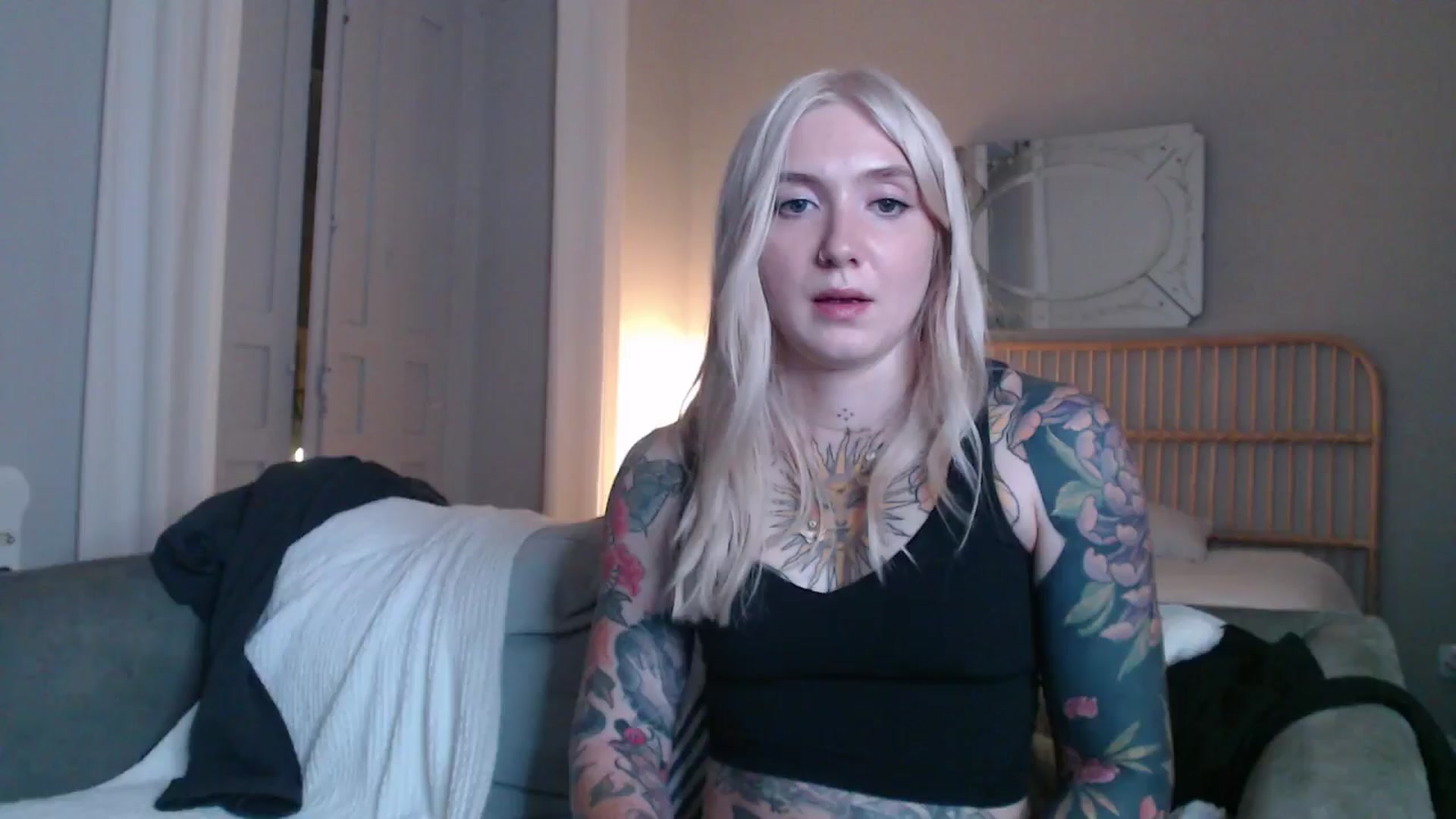 Gallery image thumbnail from Tattoo_bbgirl's myfreecams stream on, 01/22/2025, 21:12 image 14 of 20