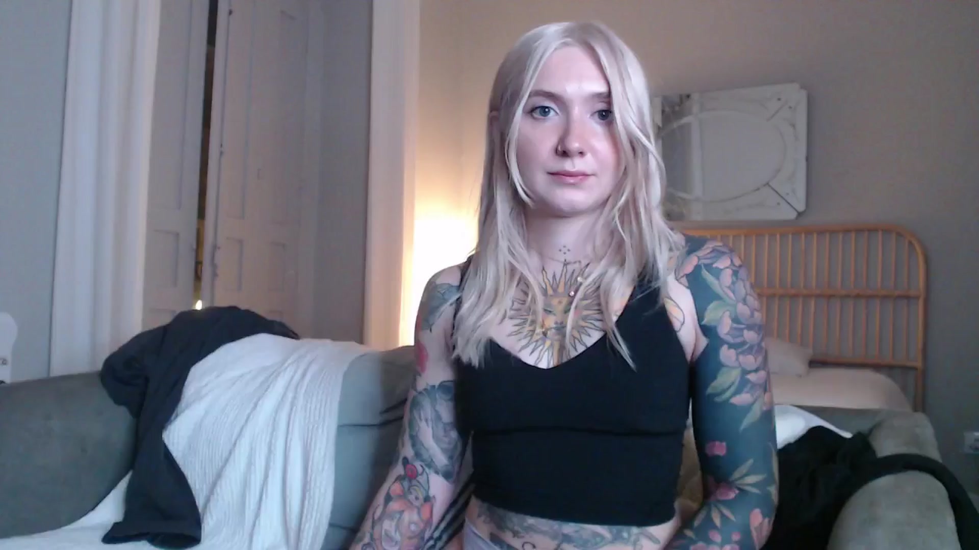 Gallery image thumbnail from Tattoo_bbgirl's myfreecams stream on, 01/22/2025, 21:12 image 16 of 20