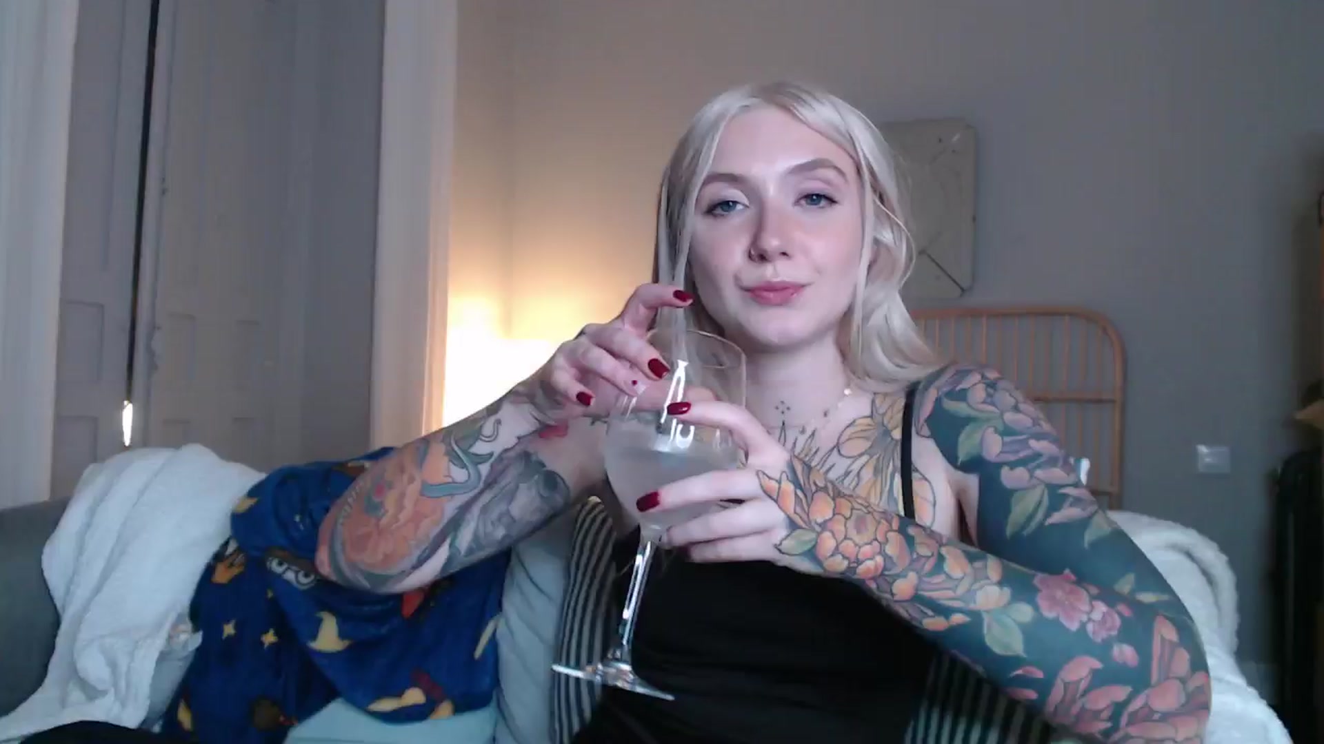 Gallery image thumbnail from Tattoo_bbgirl's myfreecams stream on, 01/23/2025, 23:54 image 16 of 20